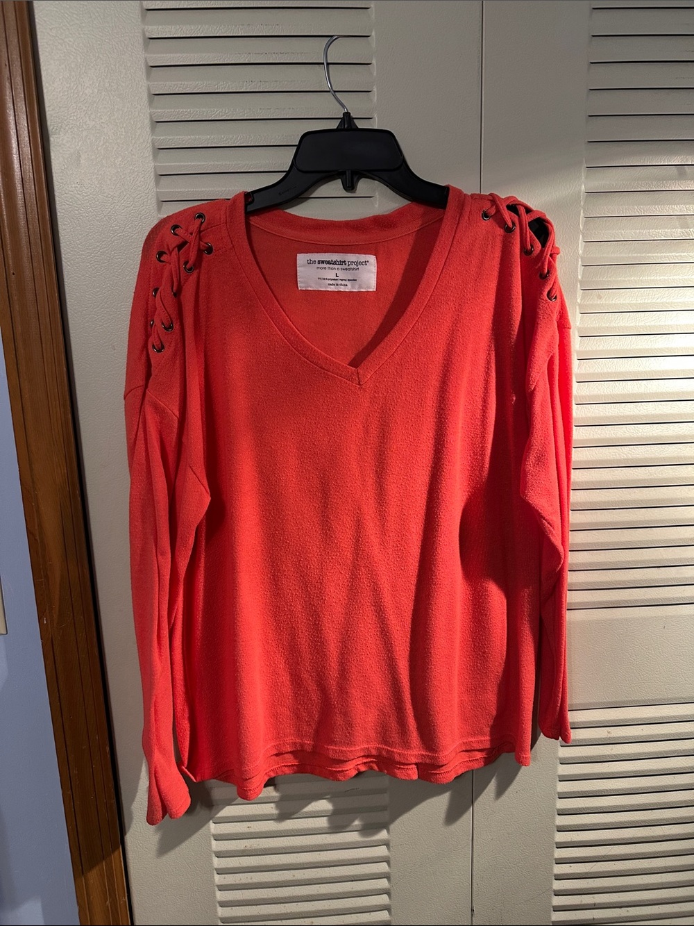 Women's V-Neck Lace-Up Shoulder Sweater - Coral